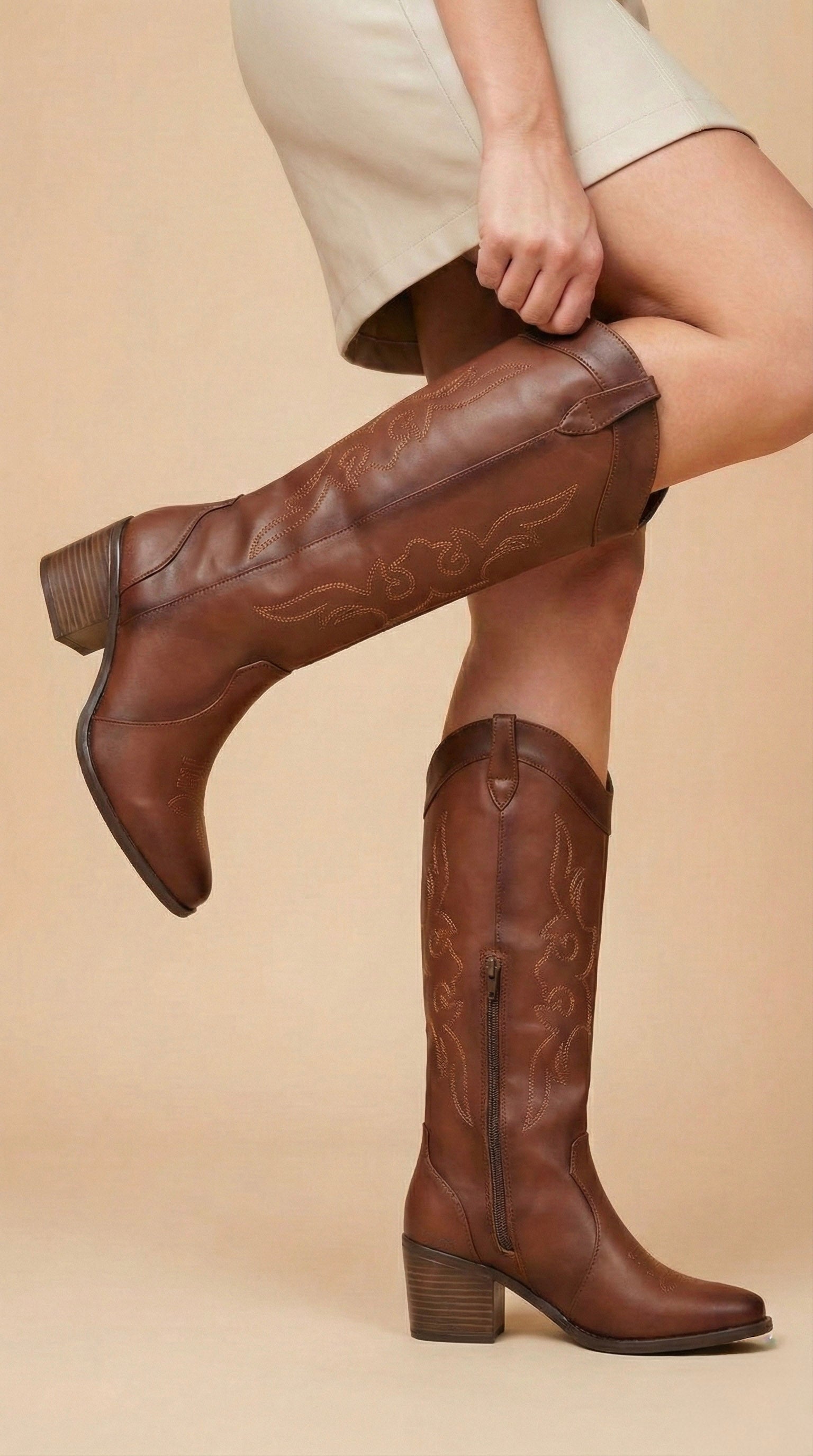 Botas Vaqueras Altas Bordado Artesanal Modelo Cow Alto