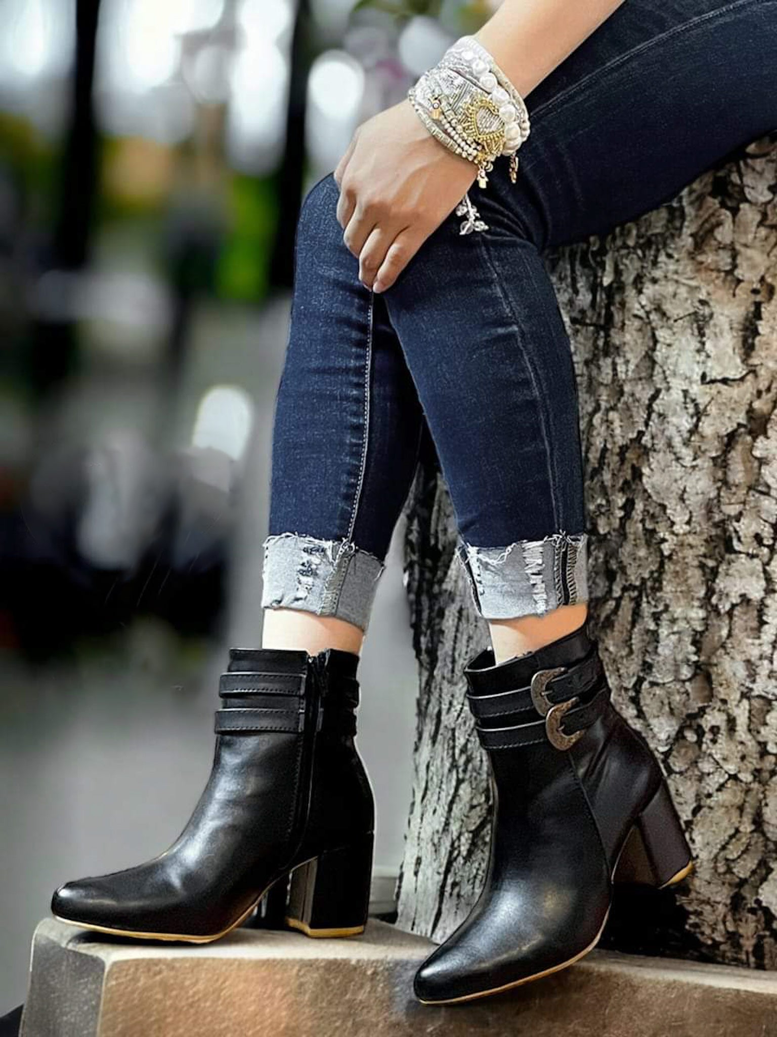 Botas Botines Vaqueros Doble Hebilla Modelo Sharon