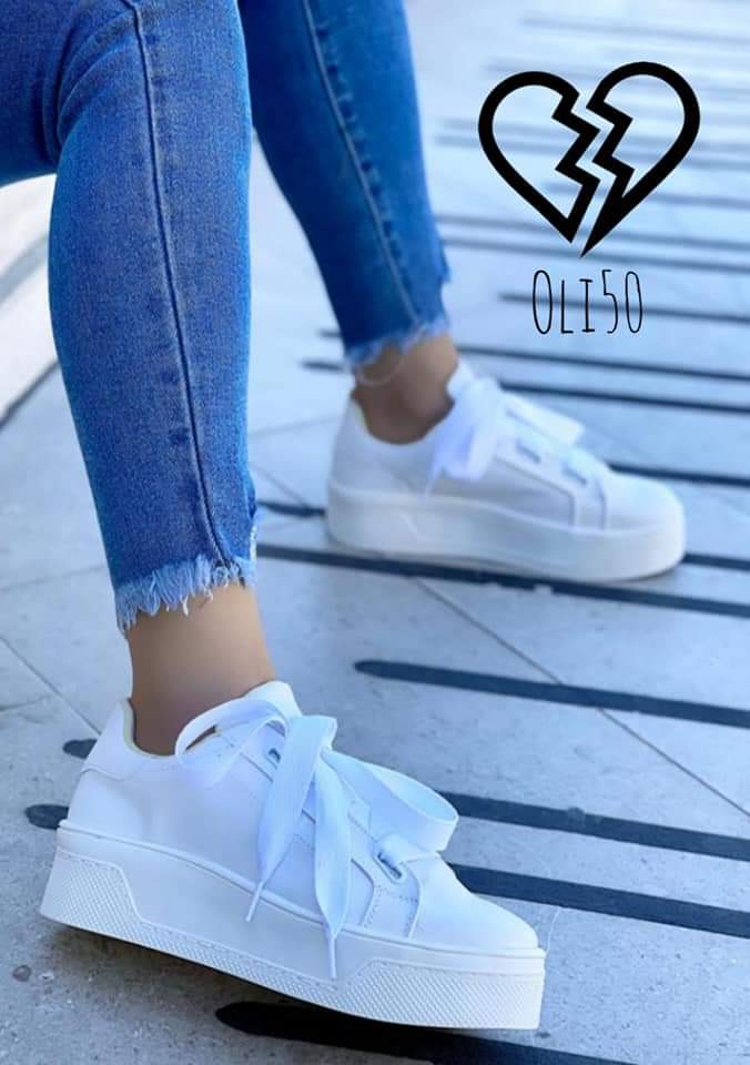 Tenis Modelo Oli