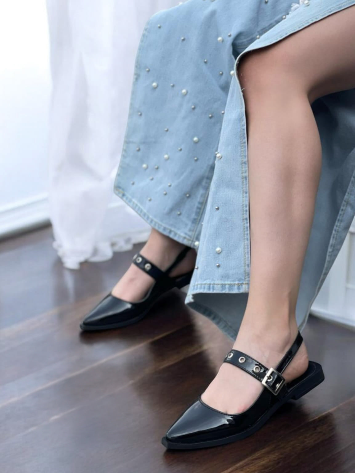 Mules Flats de Hebilla Modelo Made