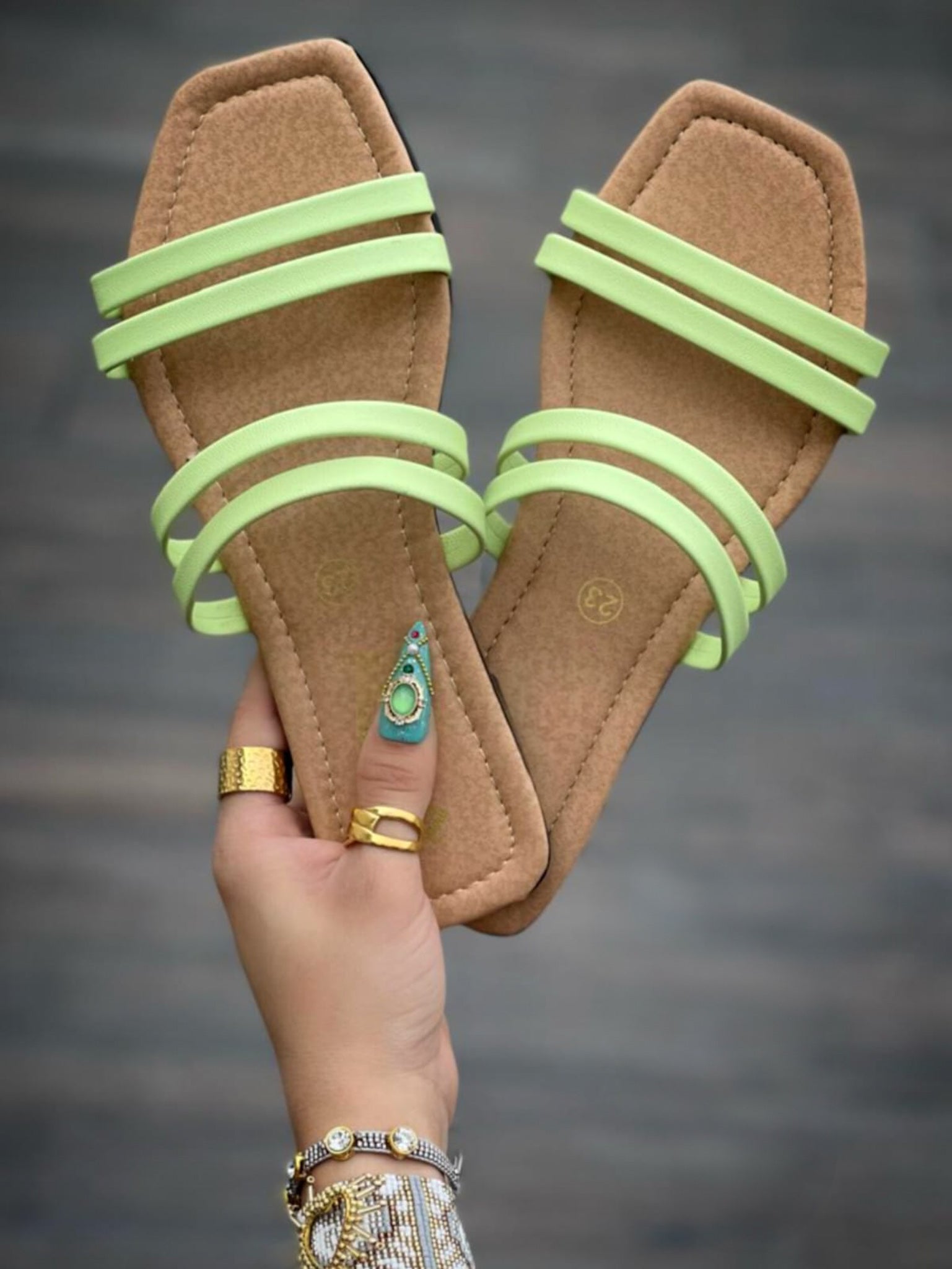 Sandalias de Piso Modelo POP42